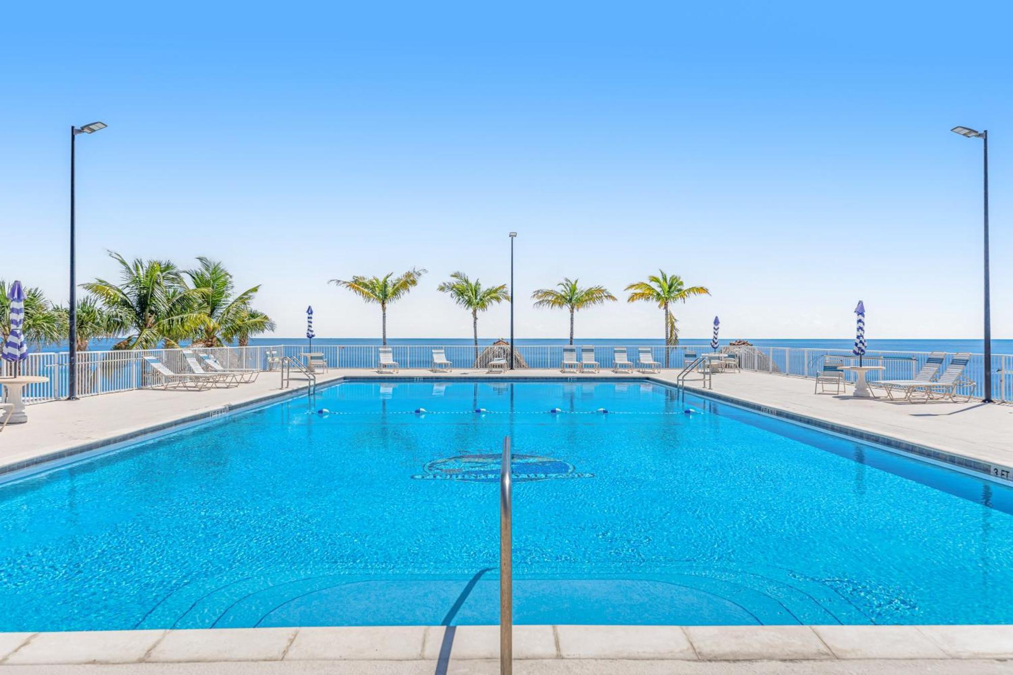Mermaid'S Retreat Маратон Екстериор снимка